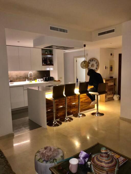 Alcazaba Blue Lagoon 3 Bedroom, Ground Floor Apartment Estepona Exterior foto